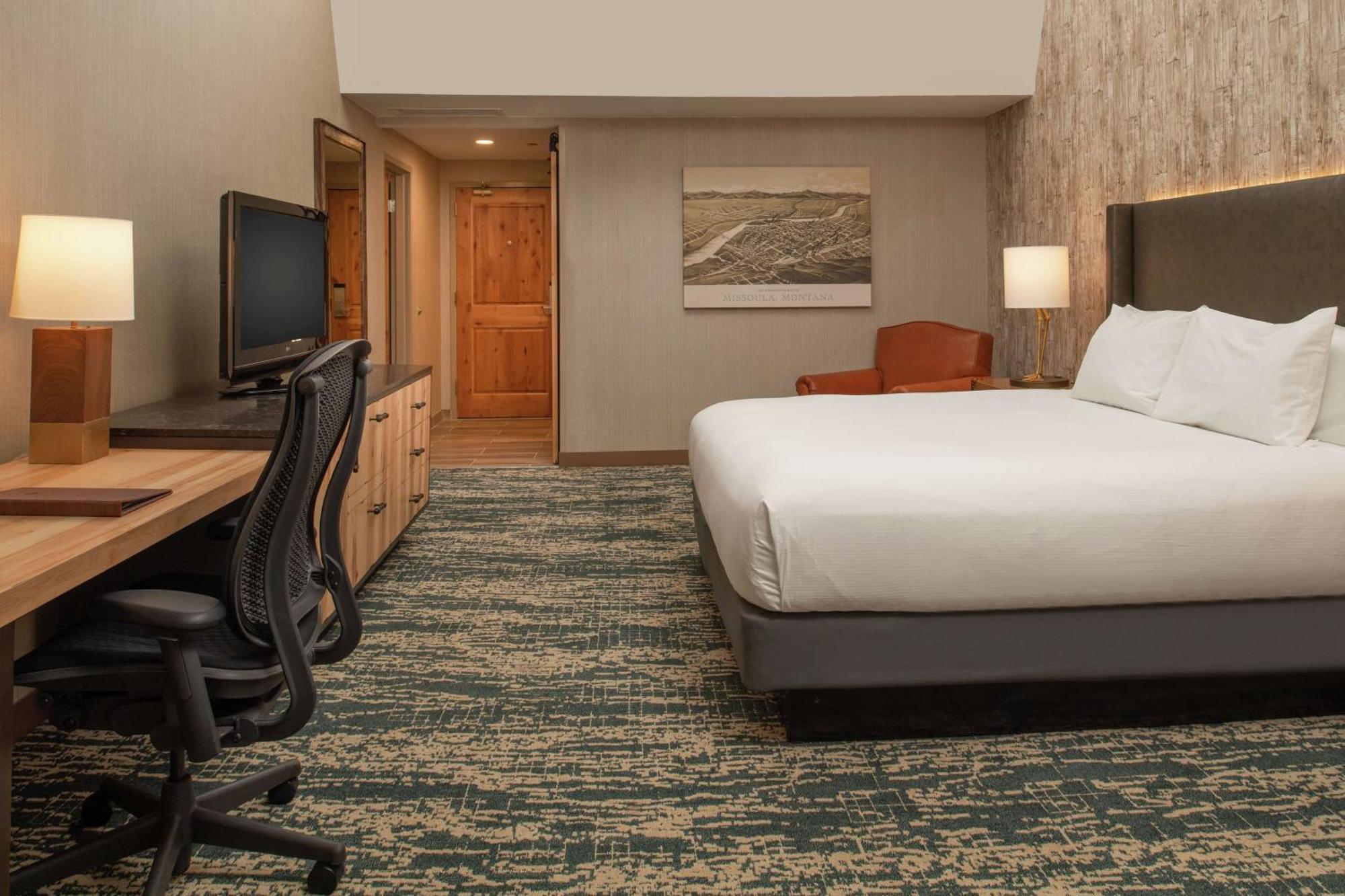 Hotel Doubletree By Hilton Missoula Edgewater Exterior foto